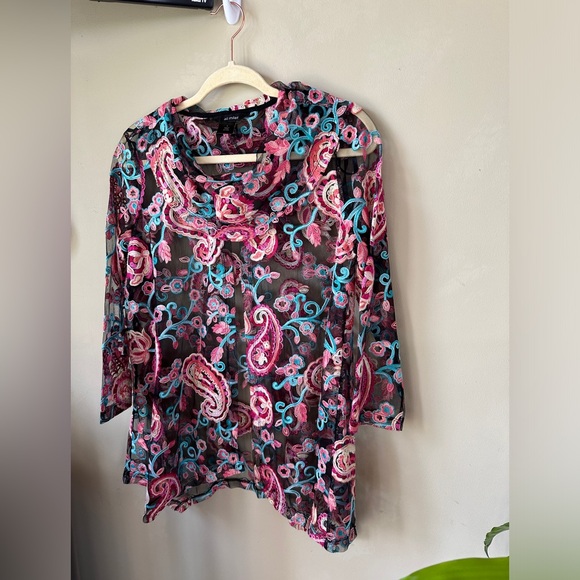 Ali Miles Tops - Ali Miles Paisley Sheer Embroidered Top Size S